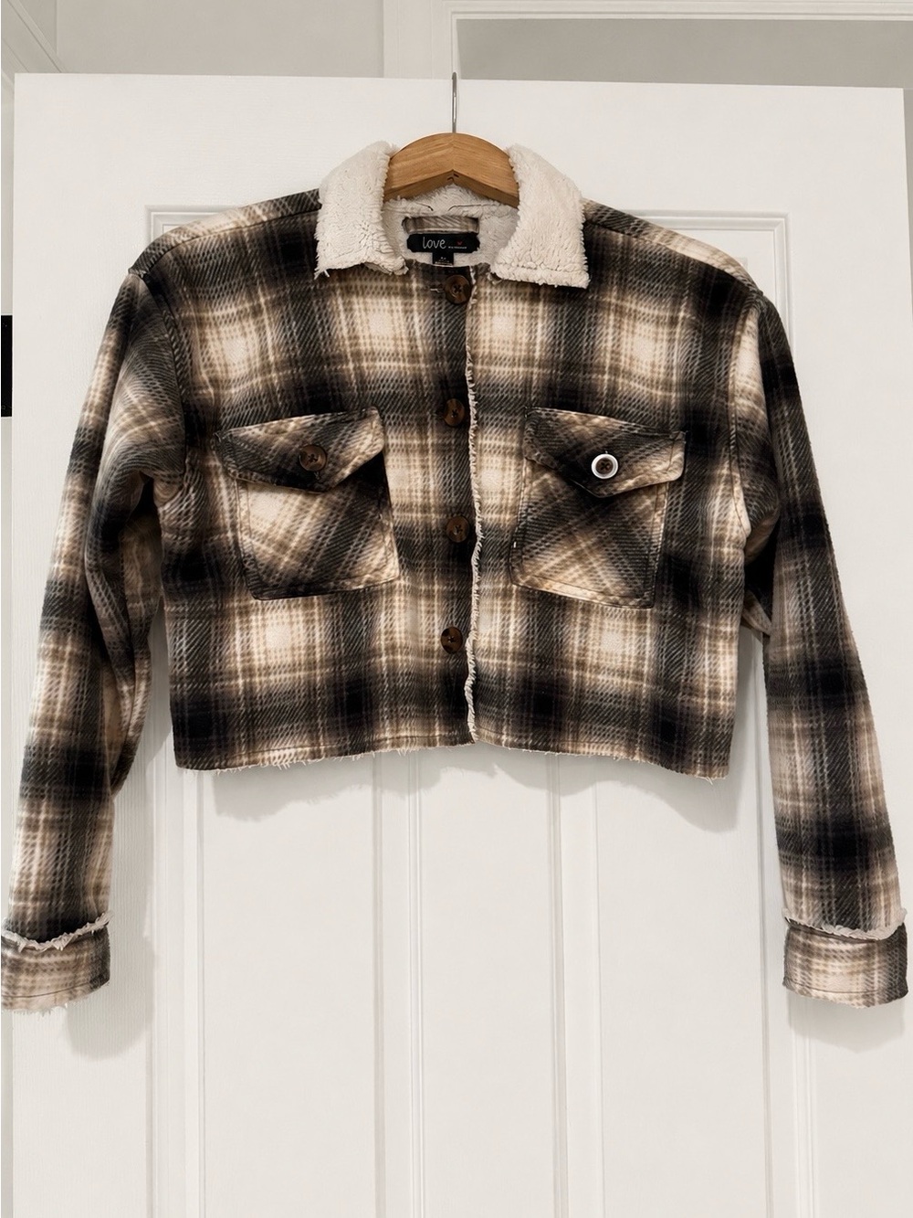 Love by Chesley Sherpa Lined Plaid Shacket Jacket Women’s Medium M Button Front
